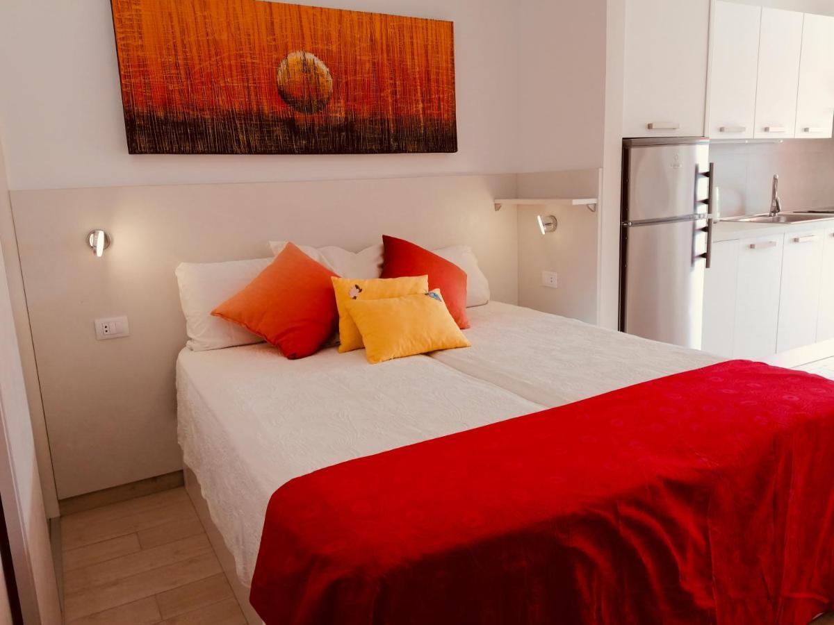 Sun & View Holiday Home Лос Кристианос Экстерьер фото