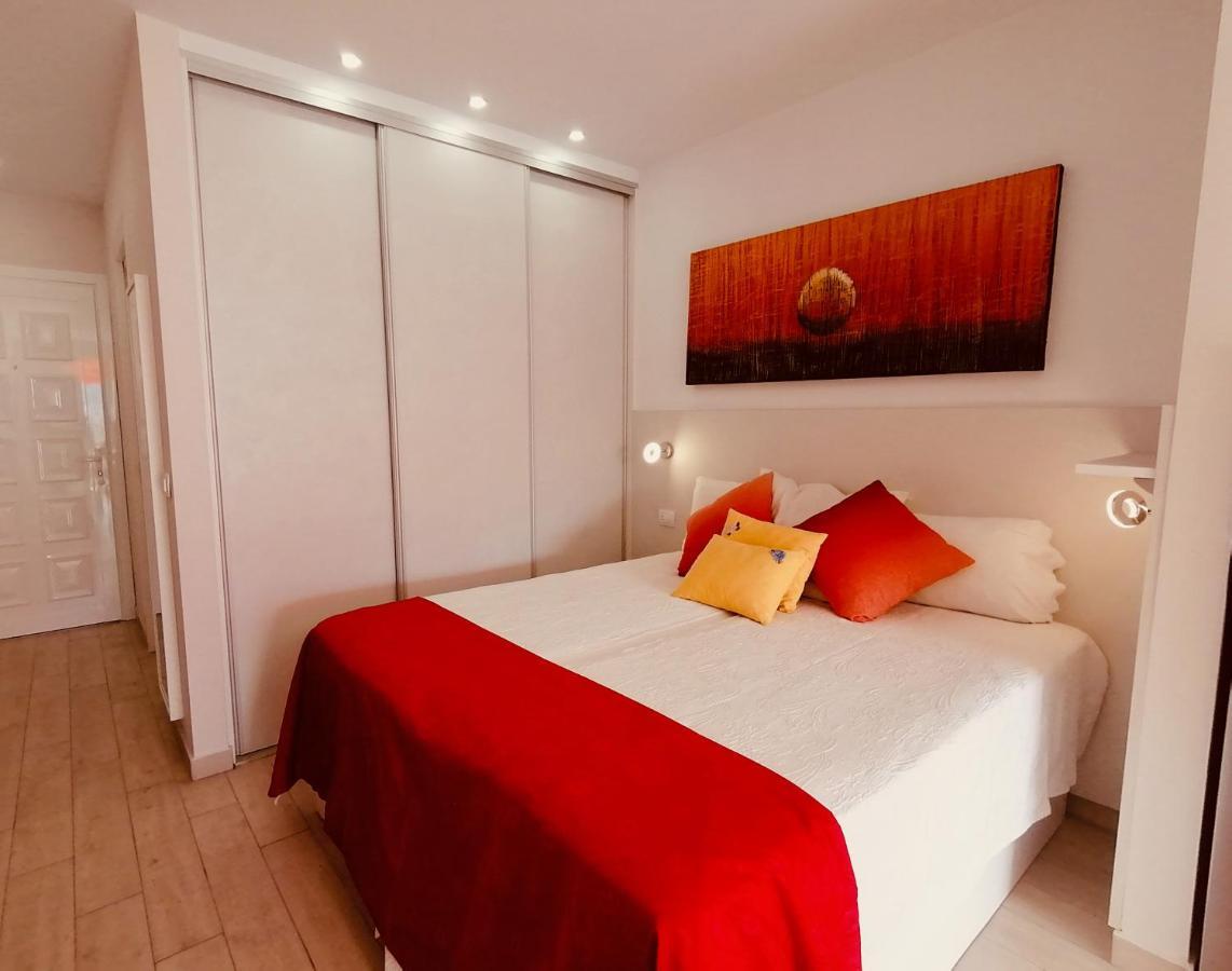 Sun & View Holiday Home Лос Кристианос Экстерьер фото