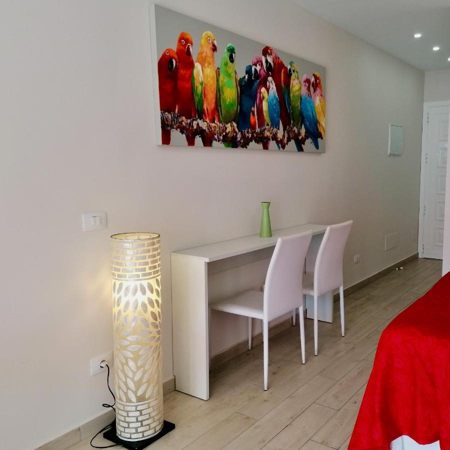 Sun & View Holiday Home Лос Кристианос Экстерьер фото