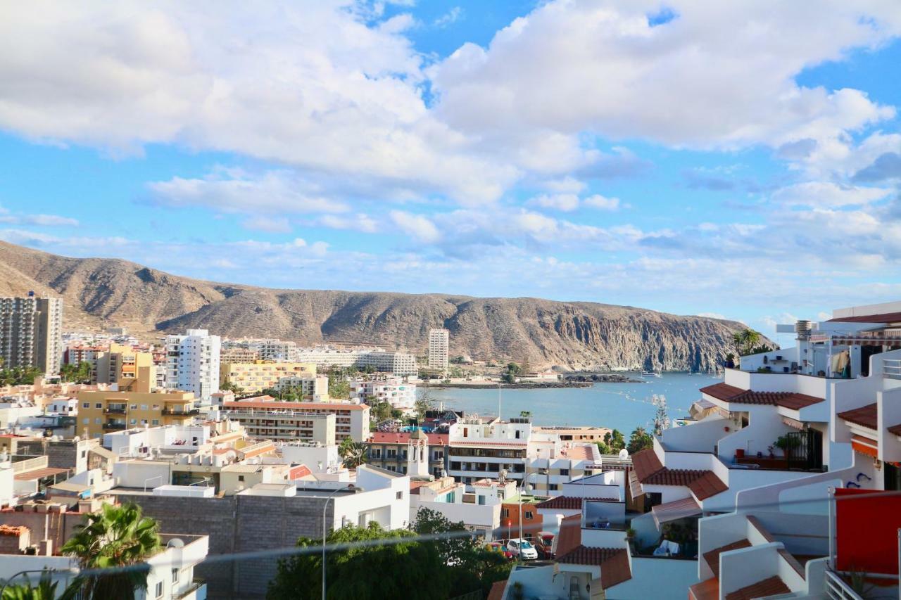 Sun & View Holiday Home Лос Кристианос Экстерьер фото